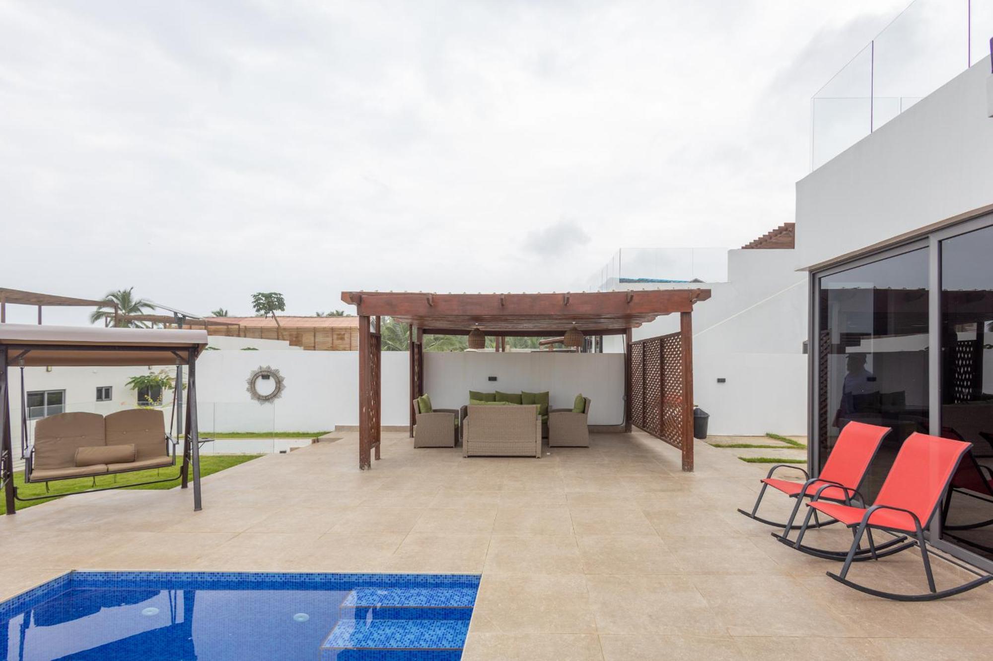 Tills Beach Resort Gomoa Fetteh Exterior foto