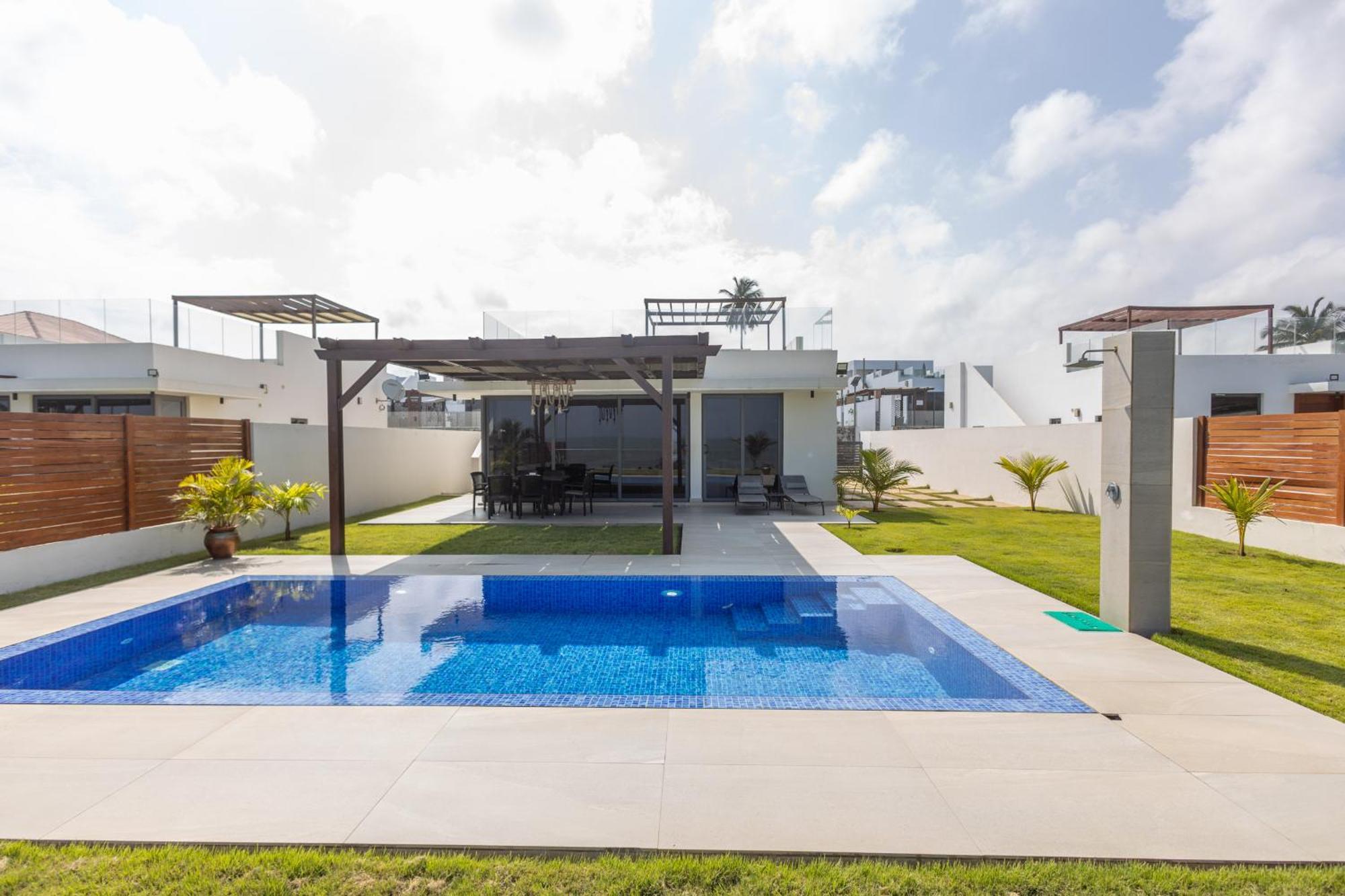Tills Beach Resort Gomoa Fetteh Exterior foto